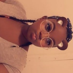 Meet your Posher, Alexandra